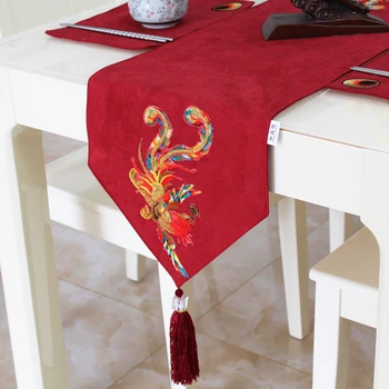 Класически китайски стил Plum blossom бродерия таблица Бегач Phoenix червен маса флаг украса за дома, маса за хранене с пискюл