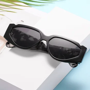 Мода малък frame слънчеви очила на Жените и мъжете 2020 луксозна марка дизайнер стари цветни модни овални слънчеви очила с UV400 нюанси