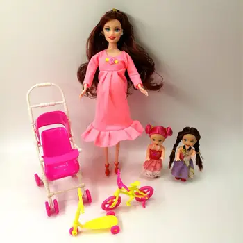 Играчки семейство от 5 души кукли, костюми 1 Мама / 1 Татко / 2 Кели Момиче / 1 кукла / 1 детска количка реални бременните кукли подаръци за Барби