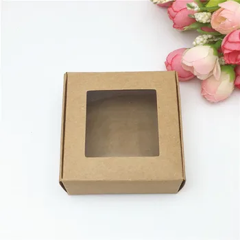 Опаковка картонени кутии по 50 бр. В опаковка любов розова и натурална кафява опаковъчна хартия, кутии шоколадови бонбони с PVC прозорец